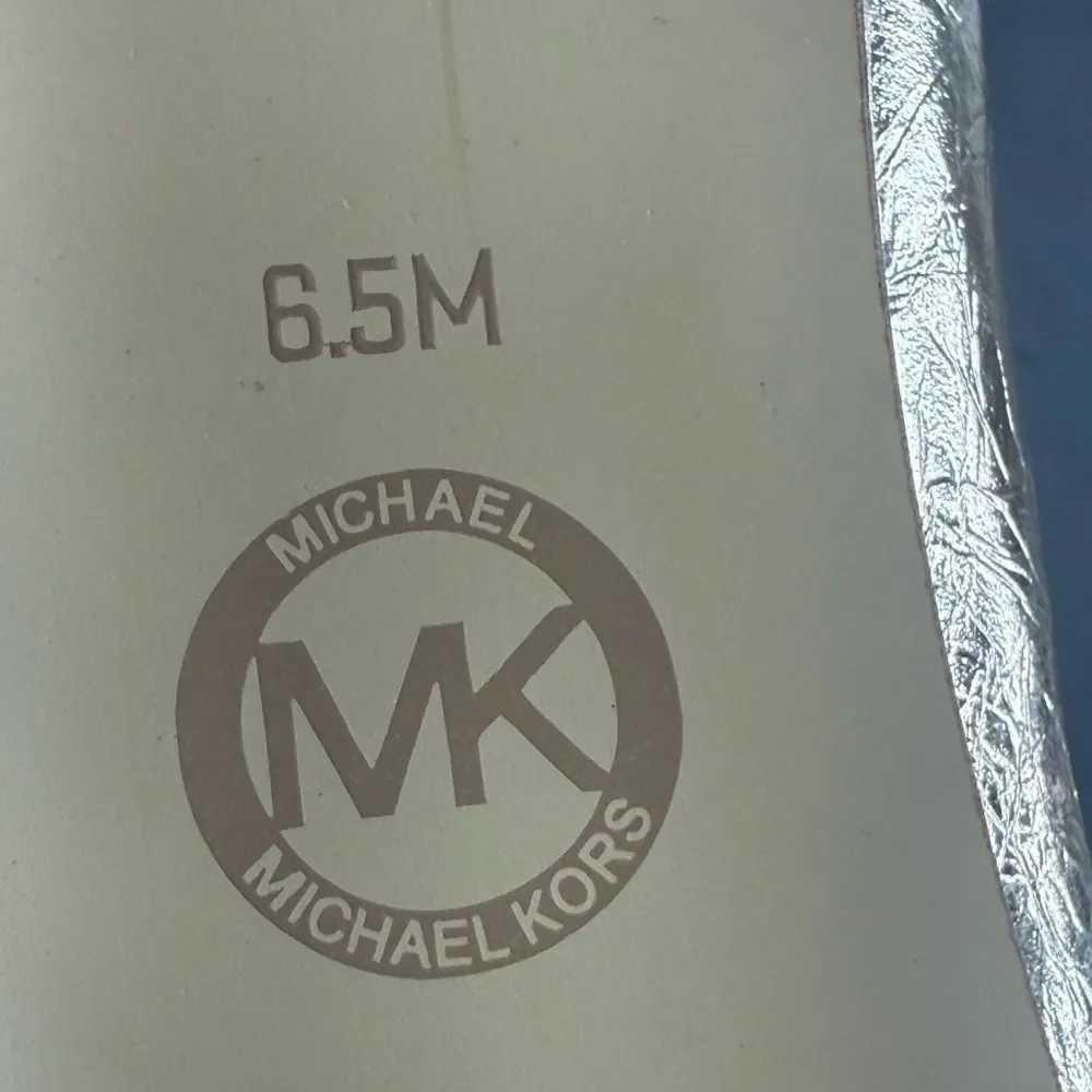 MICHAEL Kors Cosmo Kitten ankle boots gold metallic leather women’s size 6.5 - Picture 10 of 10